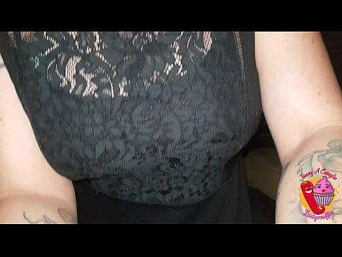 ❤️ Slutty stepsister کيس هڪ blowjob ۽ اسپينش ڏئي ٿو